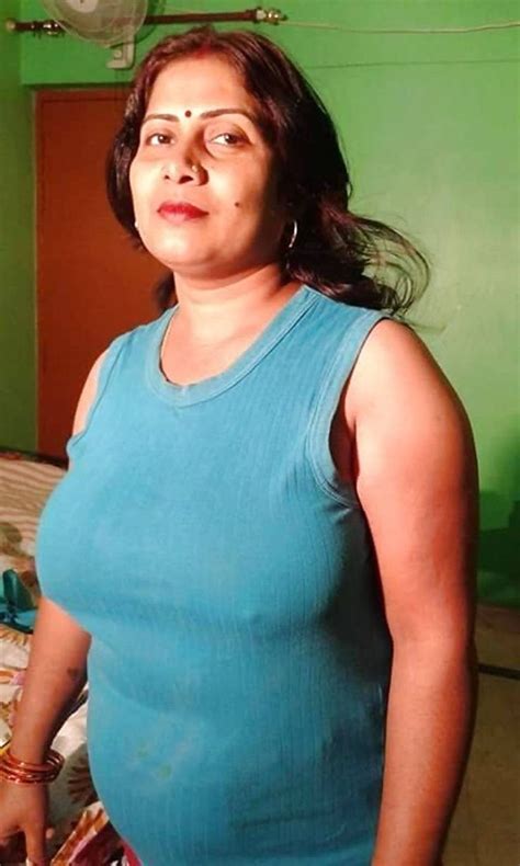 nude indian bhabhi boobs|indian bhabhi Search